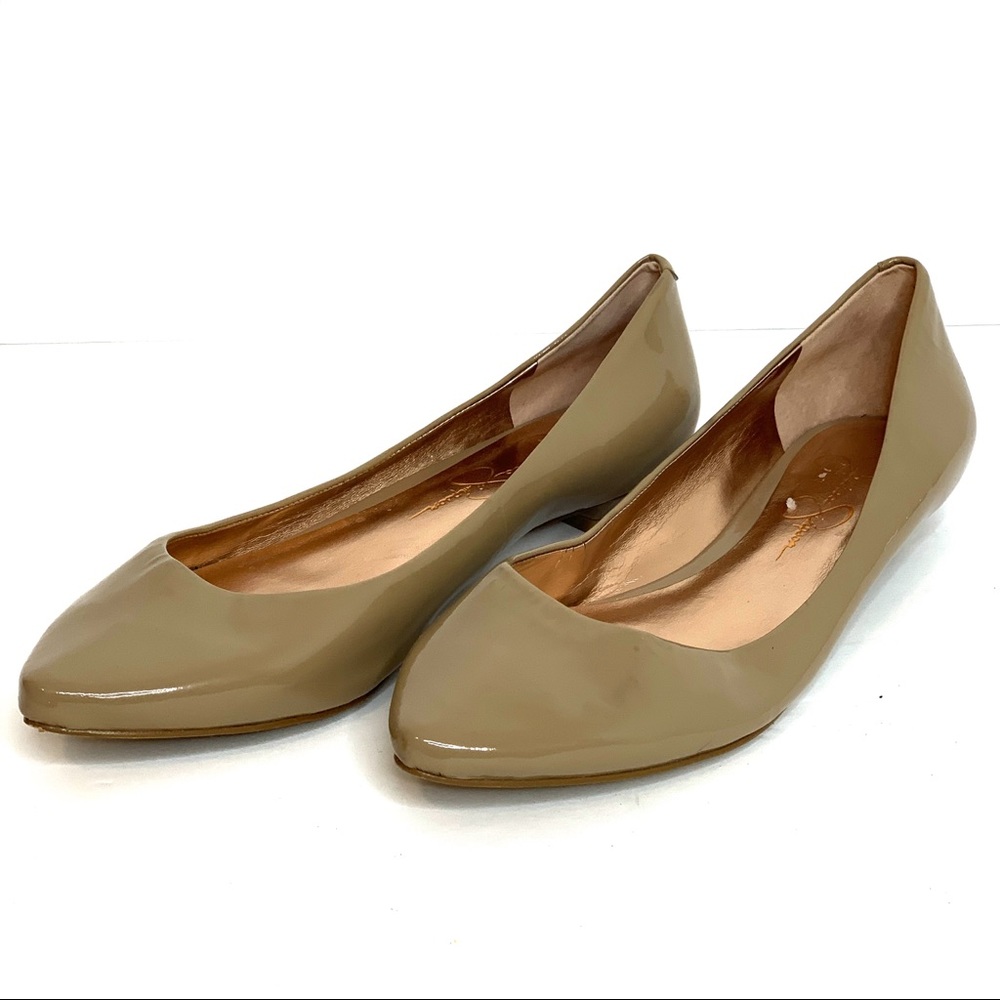 JESSICA SIMPSON Womans nude flats size 6B